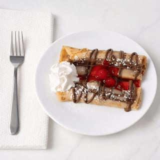 Nutella Strawberry Crêpes
